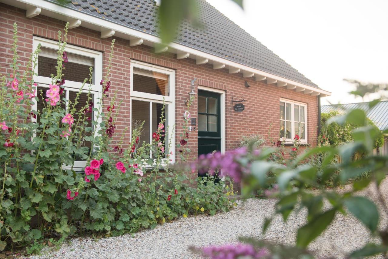 Broeks' Bed En Brood Bed & Breakfast Meerkerk Dış mekan fotoğraf